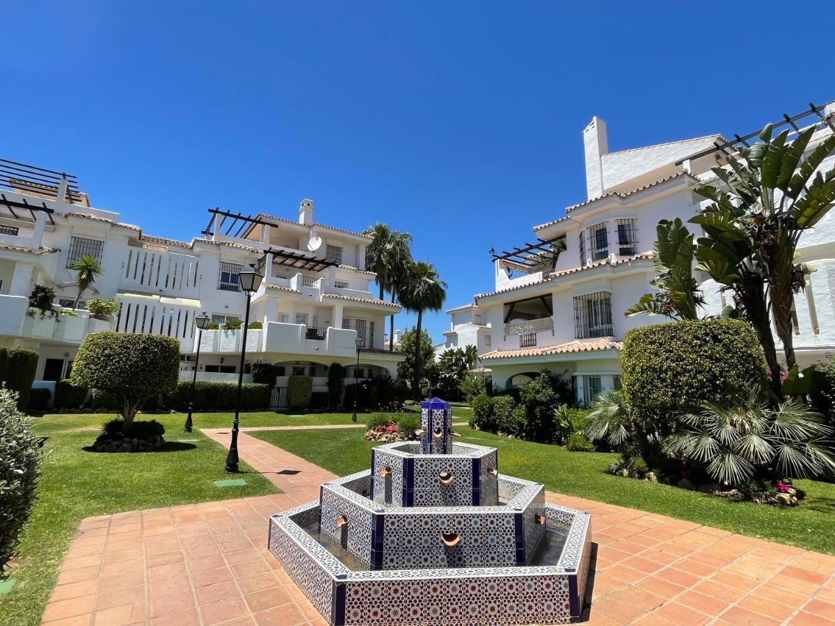 Apartment Ab - Chic Duplex Penthouse - Puerto Banus - Golden Mile- Naranjos Marbella